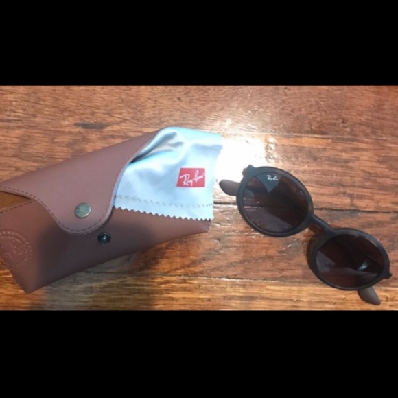 Ray Ban sunglasses - Picture 1 of 2